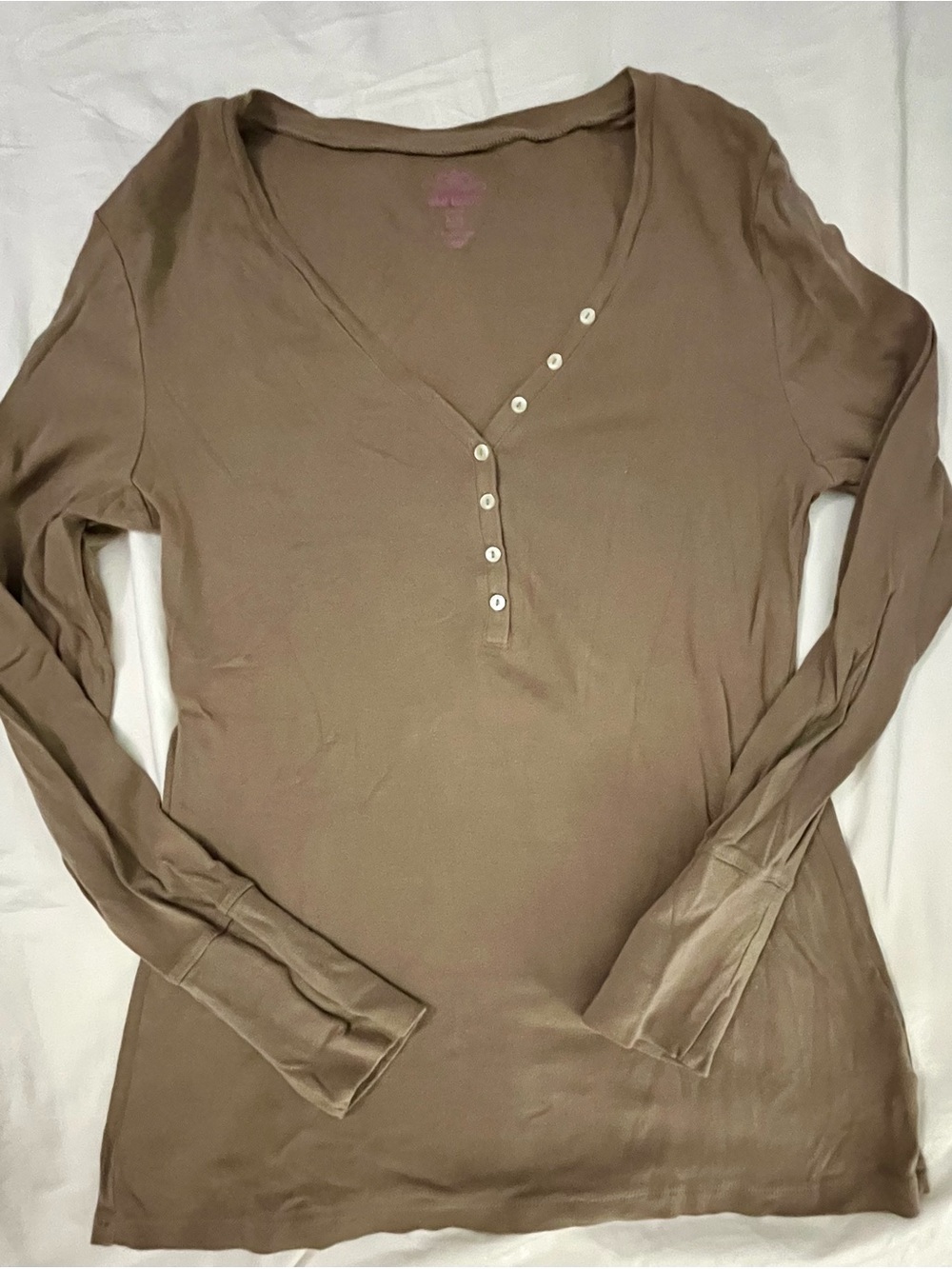 Old Navy Long-Sleeve V-Neck Henley Top in Taupe